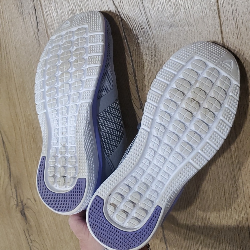 Reebok Athletic Shoes View 5